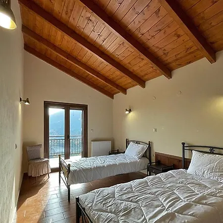 Koukouvistahouse 度假居